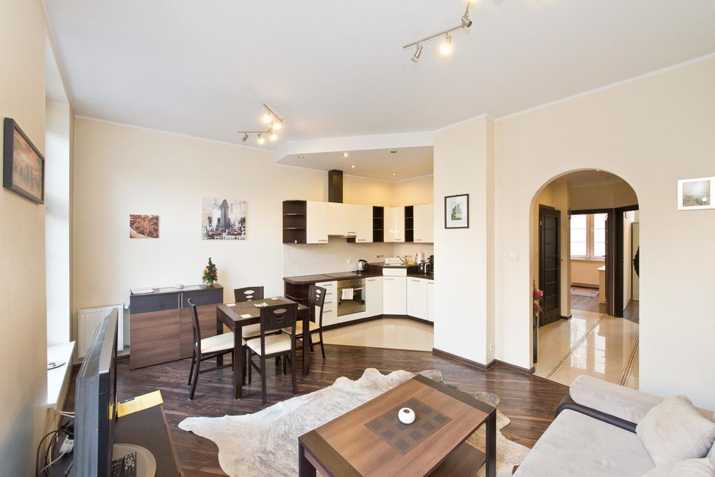 Gdanskie Apartamenty - Apartamenty - Dluga Z Widokiem Na Ratusz I Nad Motlawa Room photo
